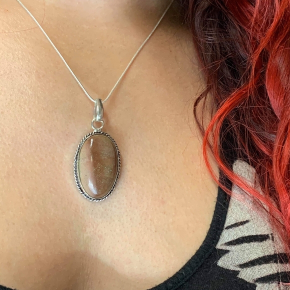 Brown Oval Gemstone SterlingSilver Plated Necklace - Picture 2 of 7